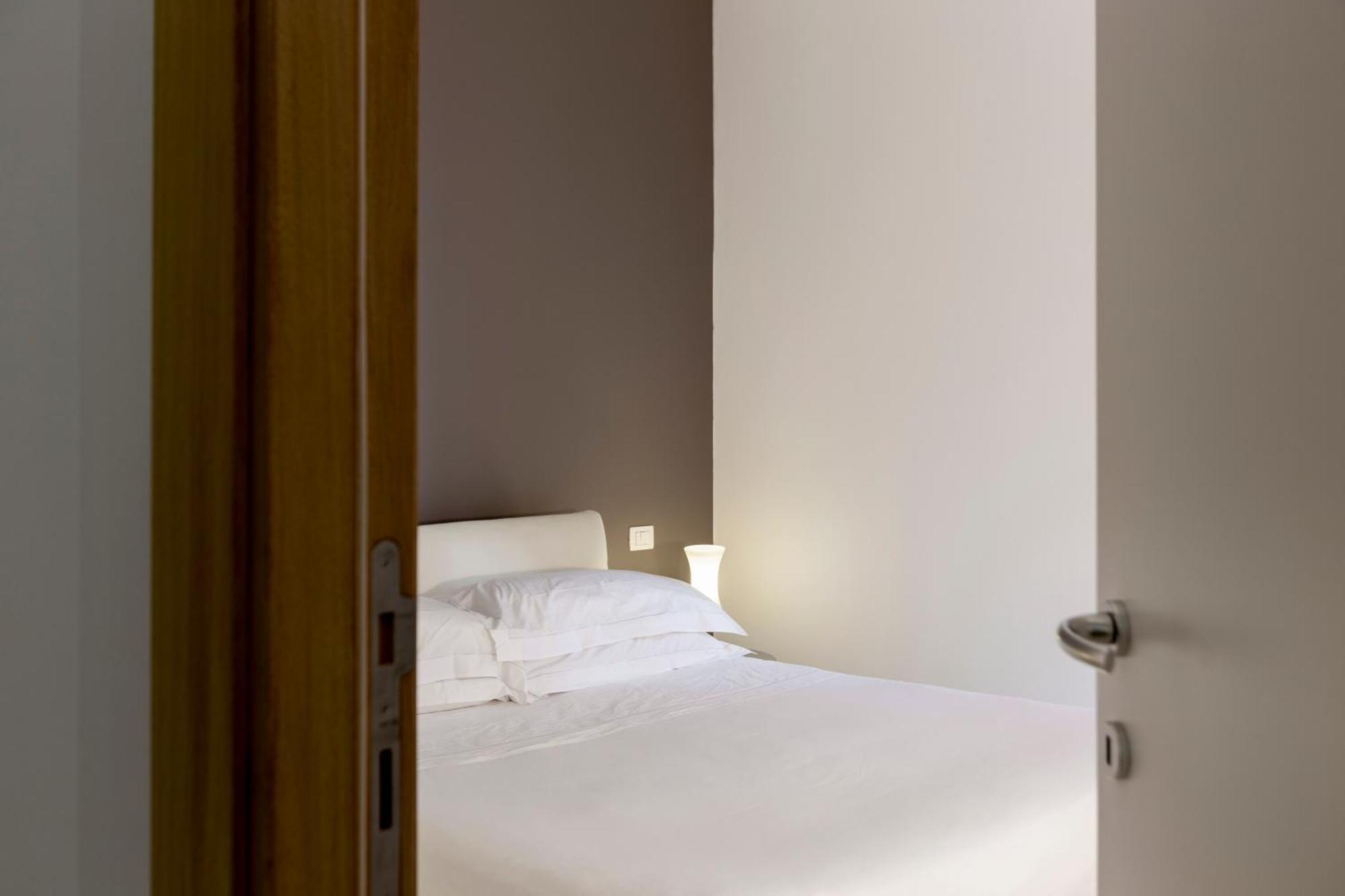 Comfort Suites Garibaldi Mediolan Pokój zdjęcie